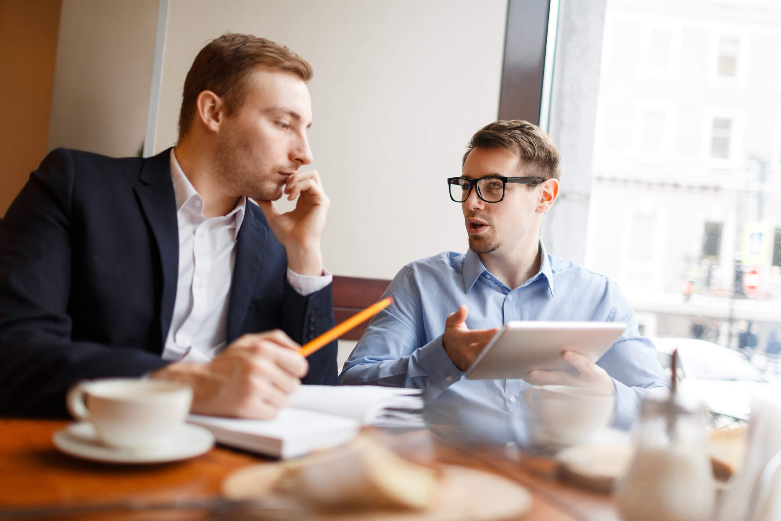 B2B marketing and sales teams comparing demand generation vs lead generation metrics dashboard